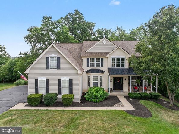 941 Red Coat Farm Drive, Chalfont PA 18914