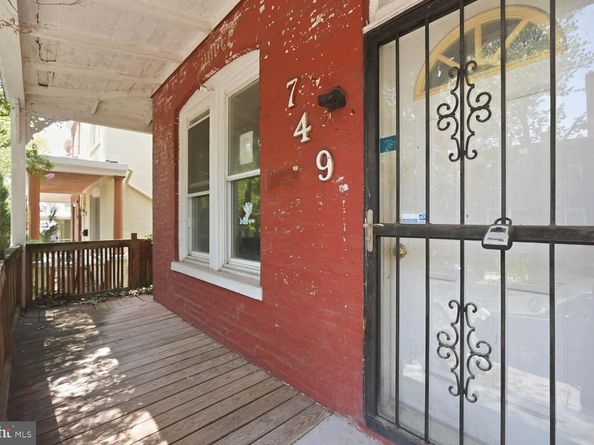 749 Girard Street NW, Washington DC 20001