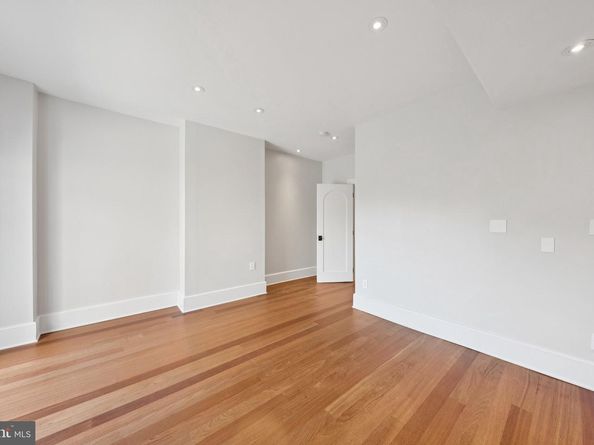 1849 Calvert Street NW, Washington DC 20009