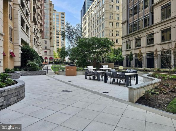 888 N Quincy Street 1004, Arlington VA 22203