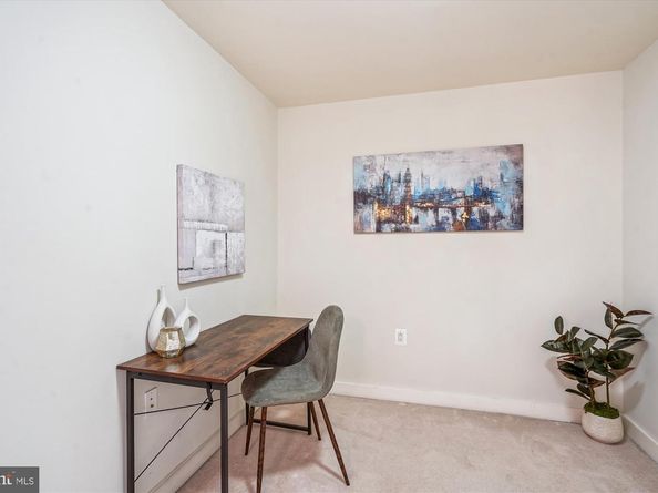 888 N Quincy Street 1004, Arlington VA 22203