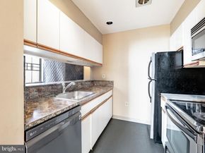 1601 Spring Garden Street 208, Philadelphia PA 19130