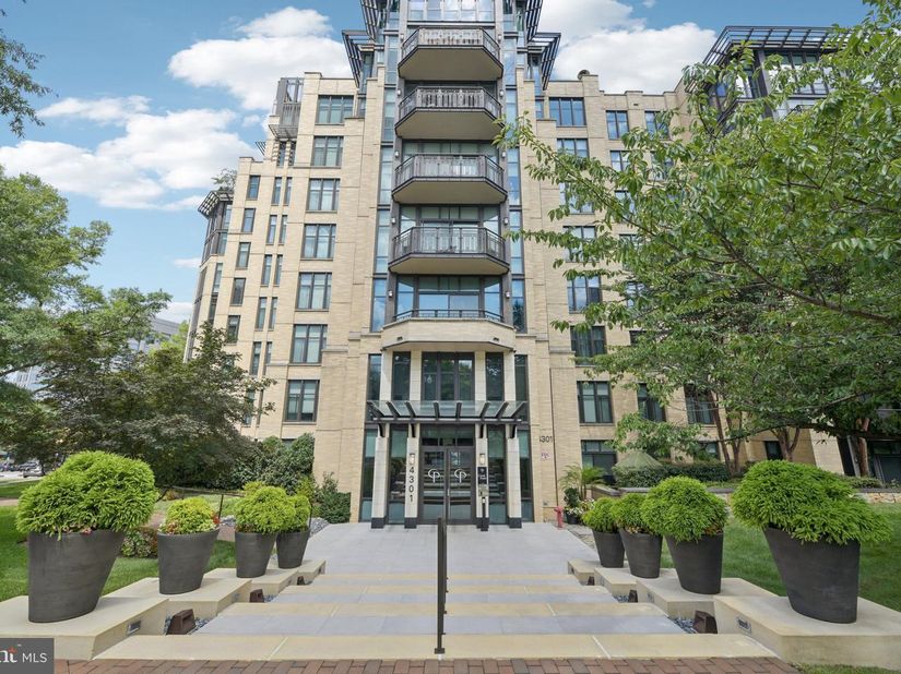 4301 Military Road NW 306, Washington, DC 20015 - For Sale