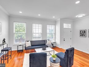 2506 James Monroe Circle, Herndon VA 20171