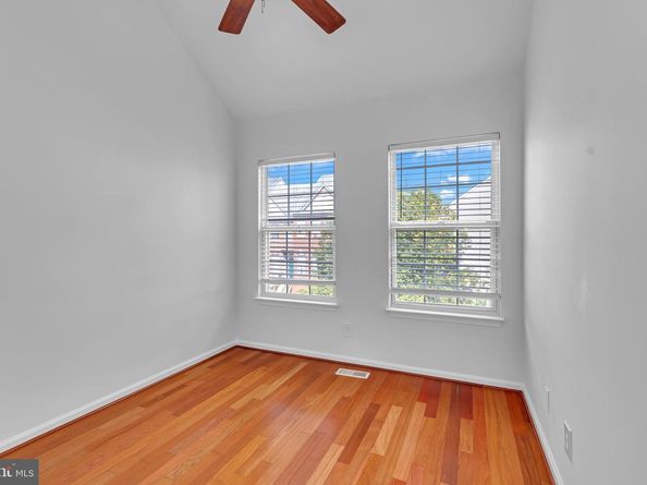 2506 James Monroe Circle, Herndon VA 20171