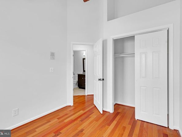 2506 James Monroe Circle, Herndon VA 20171