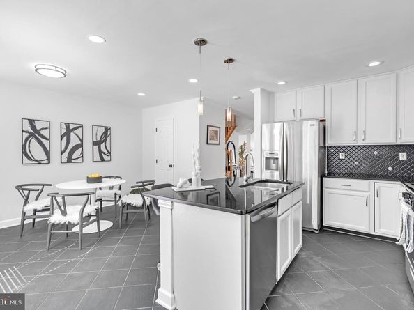 2506 James Monroe Circle, Herndon VA 20171