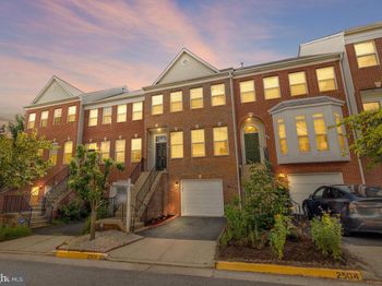 2506 James Monroe Circle