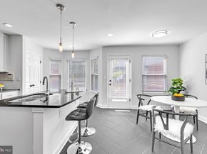2506 James Monroe Circle, Herndon VA 20171