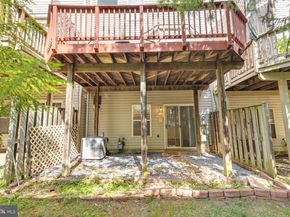 2506 James Monroe Circle, Herndon VA 20171