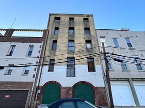 319 N Front Street, Philadelphia PA 19106