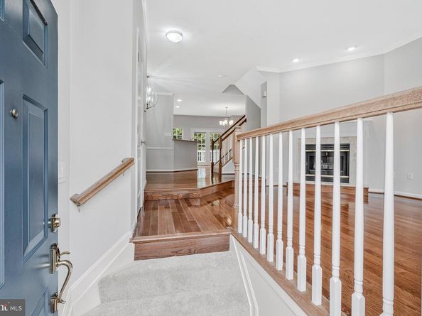 12033 Edgemere Circle, Reston VA 20190