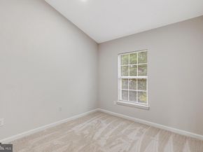 12033 Edgemere Circle, Reston VA 20190