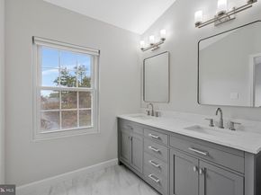 12033 Edgemere Circle, Reston VA 20190