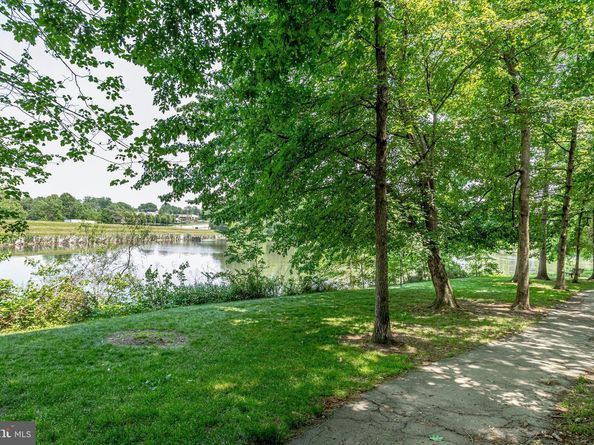 12033 Edgemere Circle, Reston VA 20190