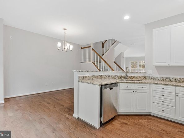 12033 Edgemere Circle, Reston VA 20190