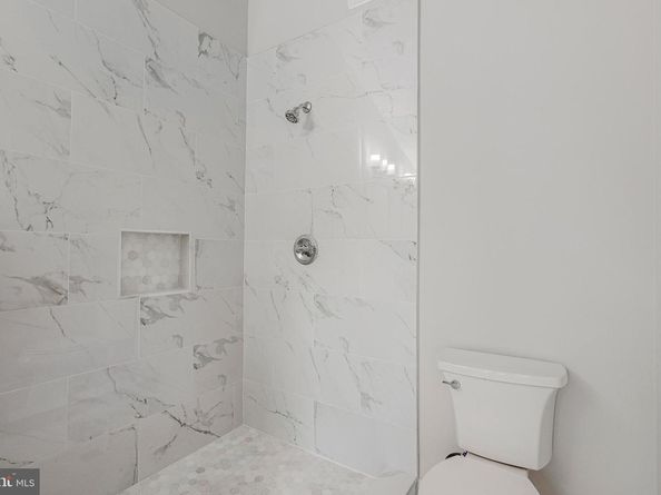 12033 Edgemere Circle, Reston VA 20190