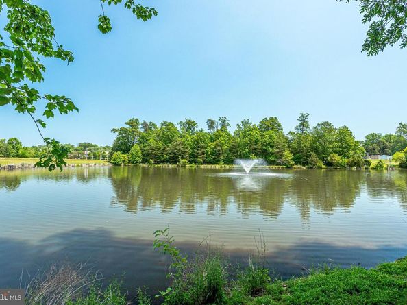 12033 Edgemere Circle, Reston VA 20190