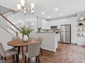 12033 Edgemere Circle, Reston VA 20190