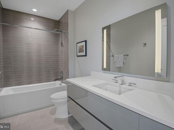 7887 Jones Branch Drive 1004, Mclean VA 22102