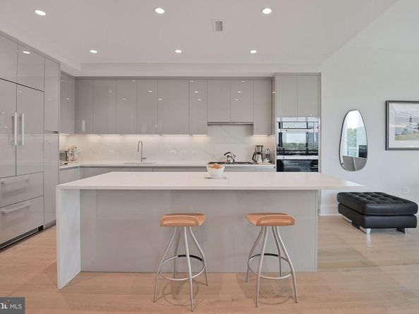 7887 Jones Branch Drive 1004, Mclean VA 22102