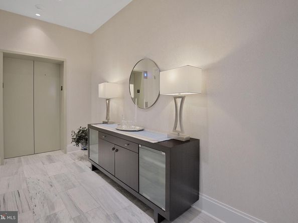 7887 Jones Branch Drive 1004, Mclean VA 22102