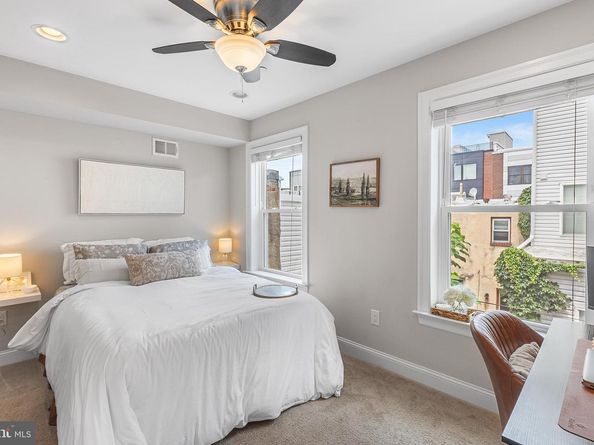 629 Mercy Street, Philadelphia PA 19148