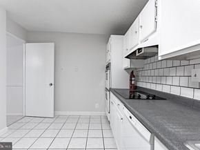 203 Yoakum Parkway 403, Alexandria VA 22304