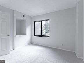 203 Yoakum Parkway 403, Alexandria VA 22304
