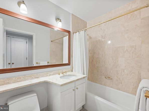 1155 23rd Street NW 6C, Washington DC 20037