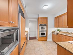 1155 23rd Street NW 6C, Washington DC 20037