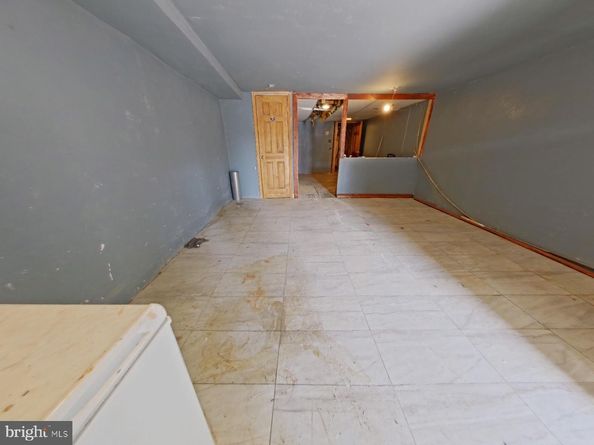 2713 W Allegheny Avenue, Philadelphia PA 19132