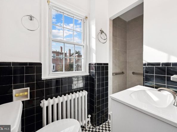 1350 Somerset Place NW, Washington DC 20011