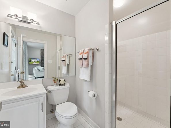 5059 Glenbrook Terrace NW, Washington DC 20016