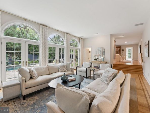 5059 Glenbrook Terrace NW, Washington DC 20016
