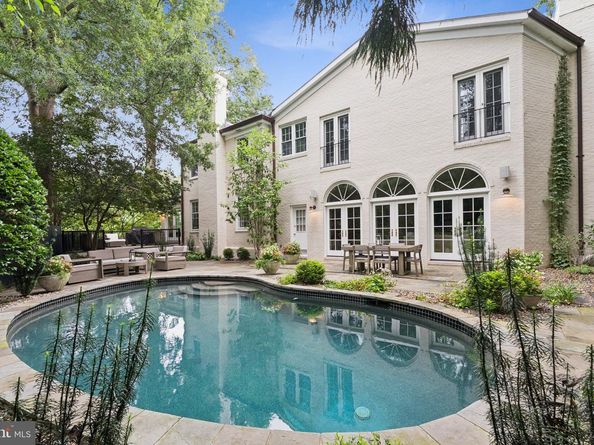 5059 Glenbrook Terrace NW, Washington DC 20016