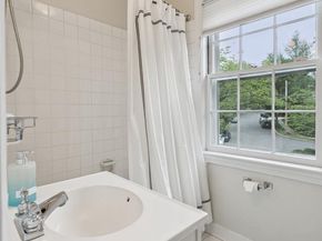 5059 Glenbrook Terrace NW, Washington DC 20016
