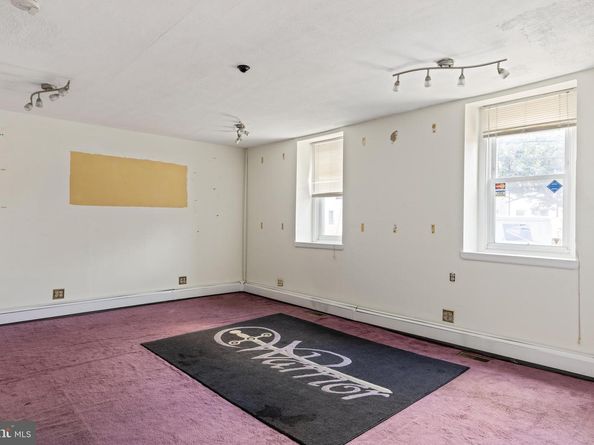 7026 Ridge Avenue, Philadelphia PA 19128