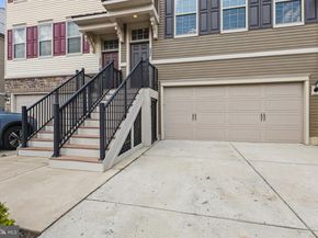 490 Rowan Street, Warminster PA 18974