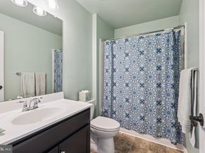 490 Rowan Street, Warminster PA 18974