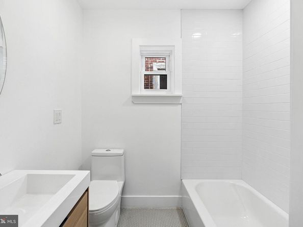 908 Reed Street, Philadelphia PA 19147