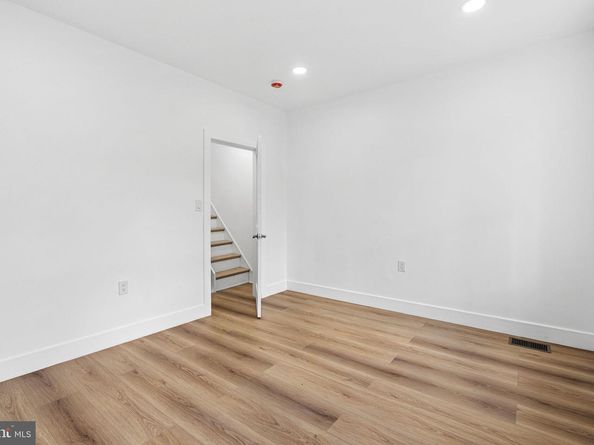908 Reed Street, Philadelphia PA 19147