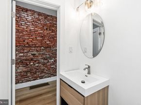 908 Reed Street, Philadelphia PA 19147