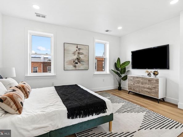 908 Reed Street, Philadelphia PA 19147