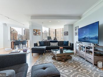 202 W Rittenhouse Square
