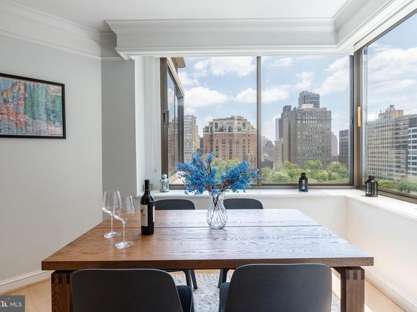 202 W Rittenhouse Square 1108, Philadelphia PA 19103