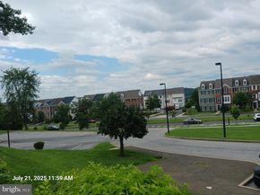3489 Summit Court NE 3489, Washington DC 20018