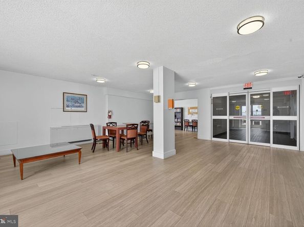 5500 Friendship Boulevard 1422N, Chevy Chase MD 20815