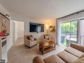 1300 Army Navy Drive 118, Arlington VA 22202