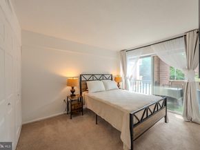 1300 Army Navy Drive 118, Arlington VA 22202